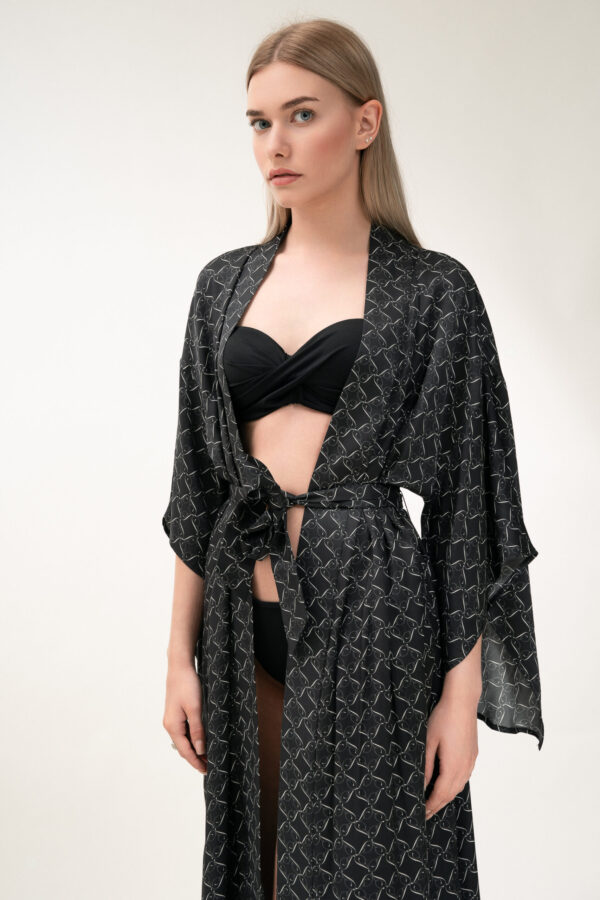 Kimono in Black & cream - Image 3