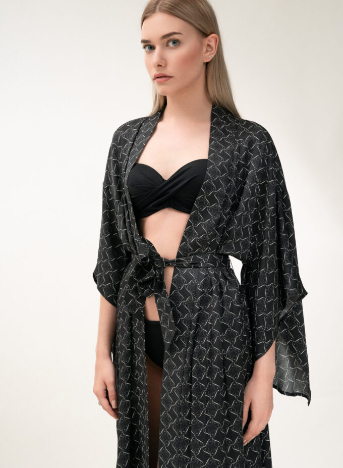 Kimono in Black & cream
