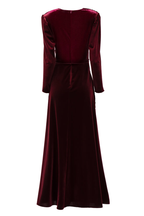 Velvet Cinched Waist Long Dress With Slit In Maroon - Image 4