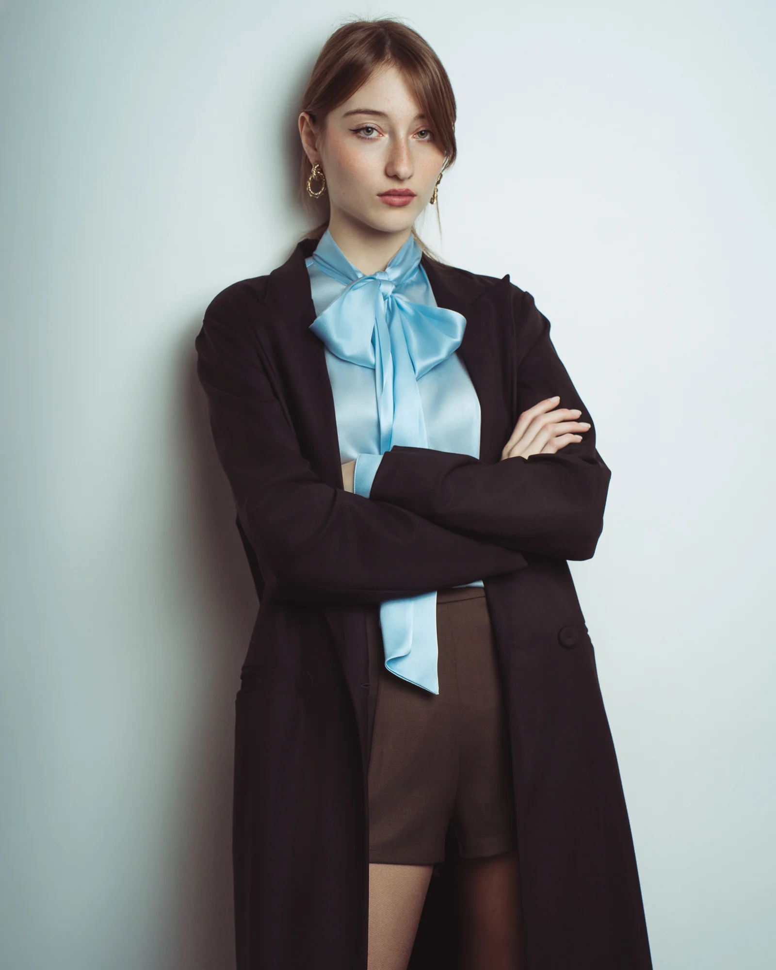 Incantevole Milano Fall Winter 2026–2027 – brown blazer with a pale blue bow blouse